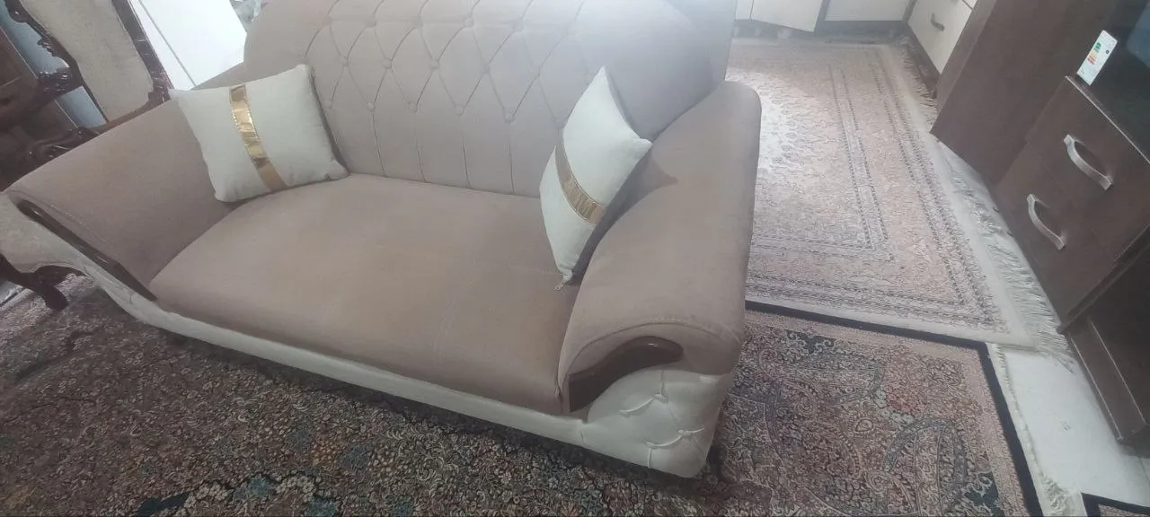 مبل راحتی 5 نفره با پارچه نانو در حد نو — تصویر ۴